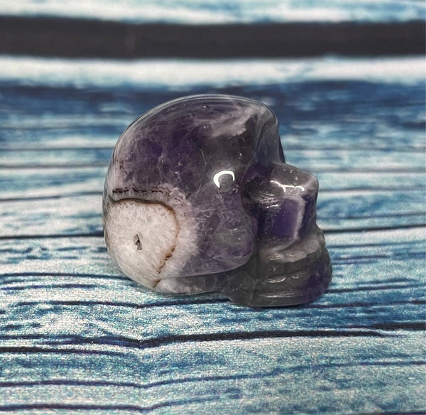 Mini Dream Amethyst Skull